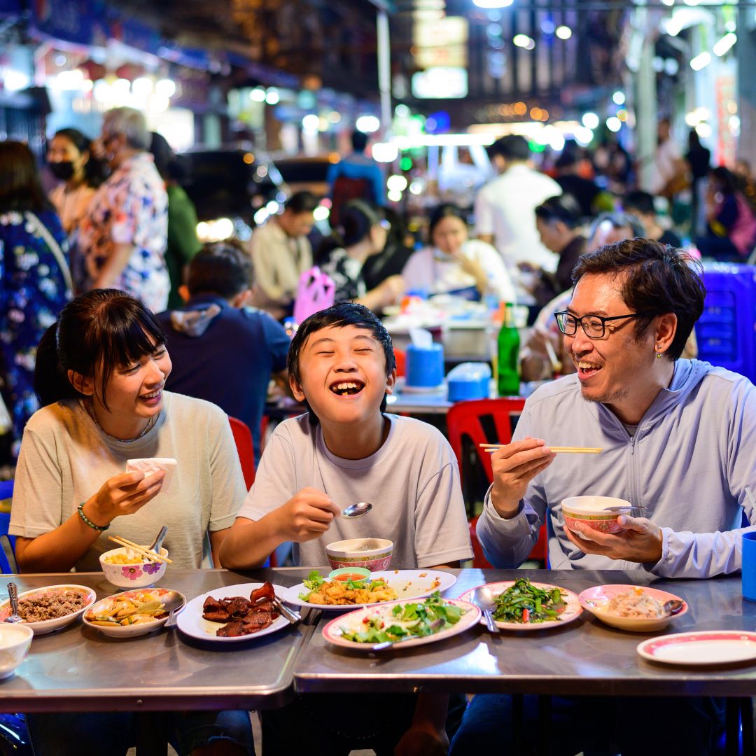 Where to Find the Top 10 Street Food Spots in Bangkok